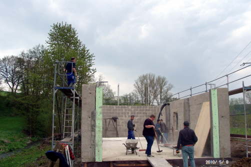 08.05.2010: Der Mauerschutt