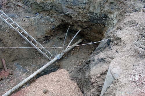 12.11.2009: Bestehende Wasserleitung