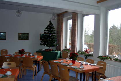 28.11.2009: Die Tische sind gestellt 
