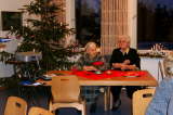 04.12.2004: Frau Weigand mit Freundin: