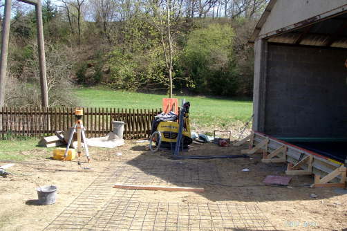 23.04.2010: Der Flssigbeton