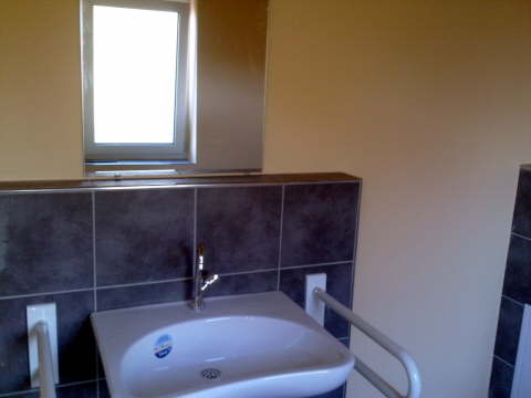 07.02.2011:  Im Damen-WC